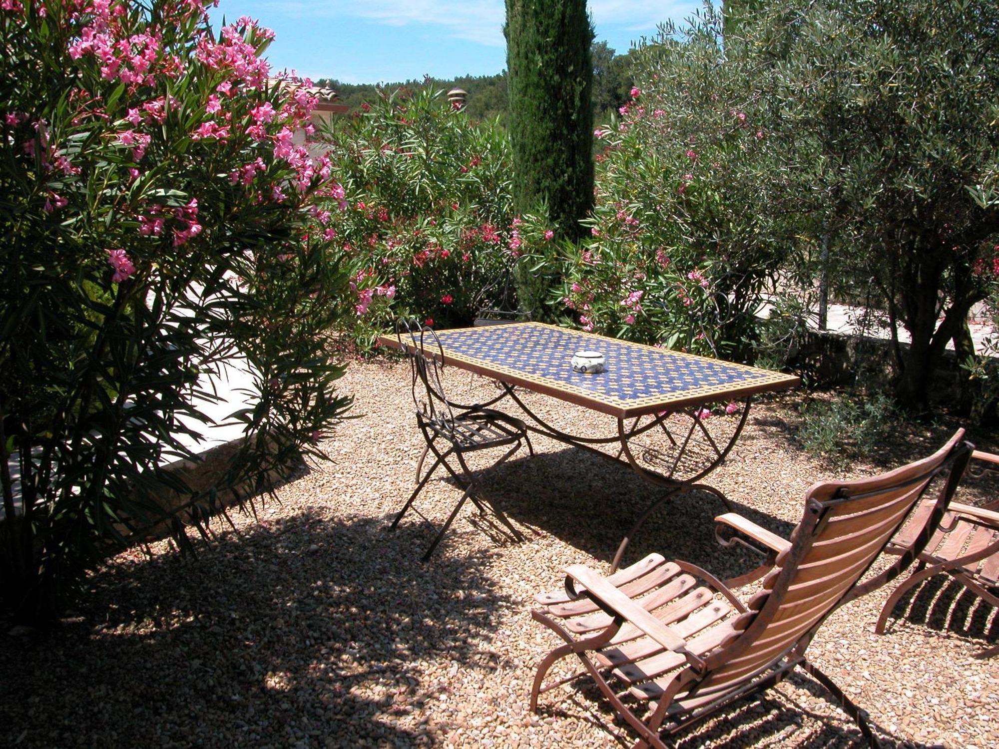 Le Mazet De La Dame Bed & Breakfast Barbentane Exterior photo